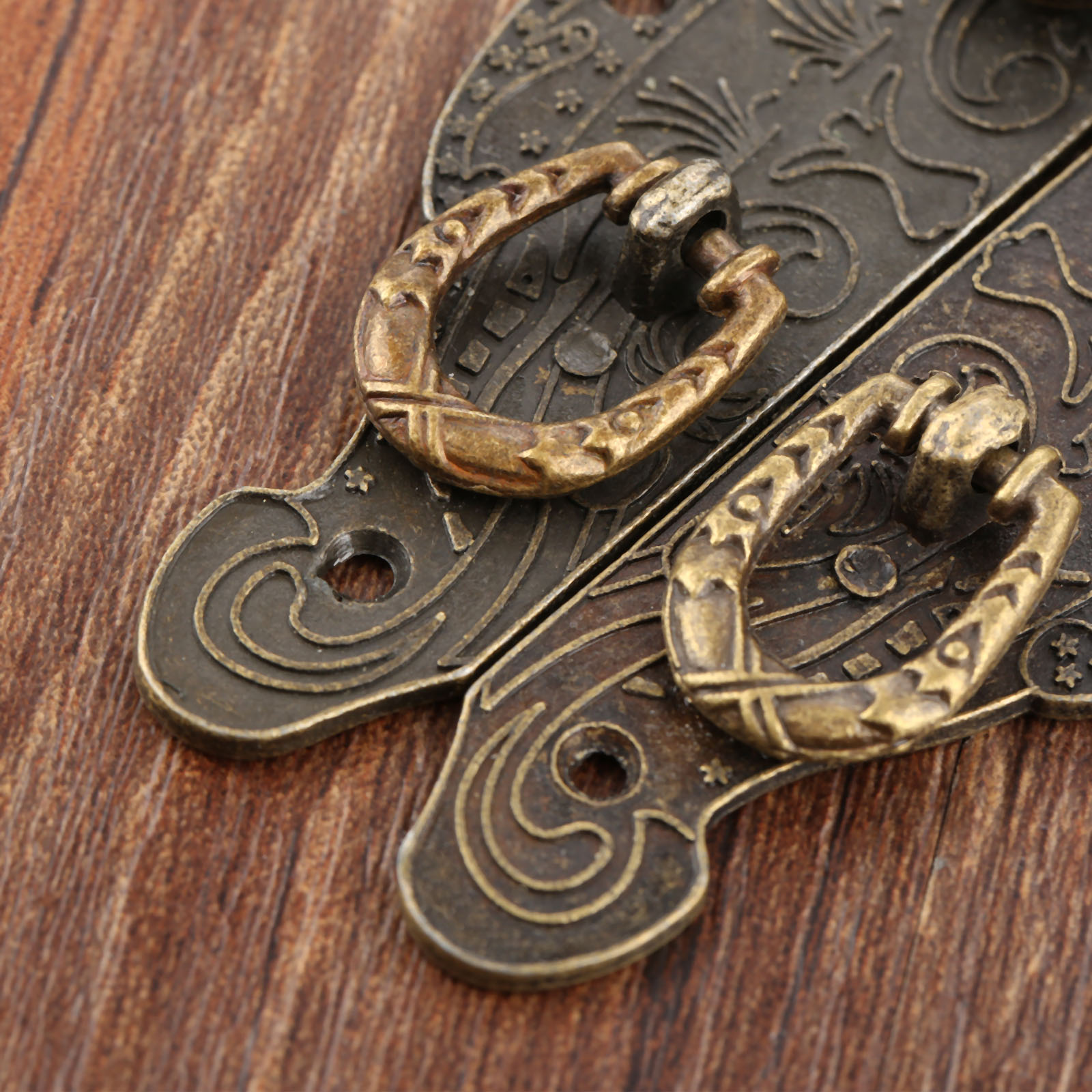 Furniture Hardware Vintage - กลอนล็อคกล่องโบราณ 1 ชิ้น แบบวินเทจ สำหรับกล่องของขวัญไม้ ตัวล็อคแบบหัวเข็มขัดโลหะผสม