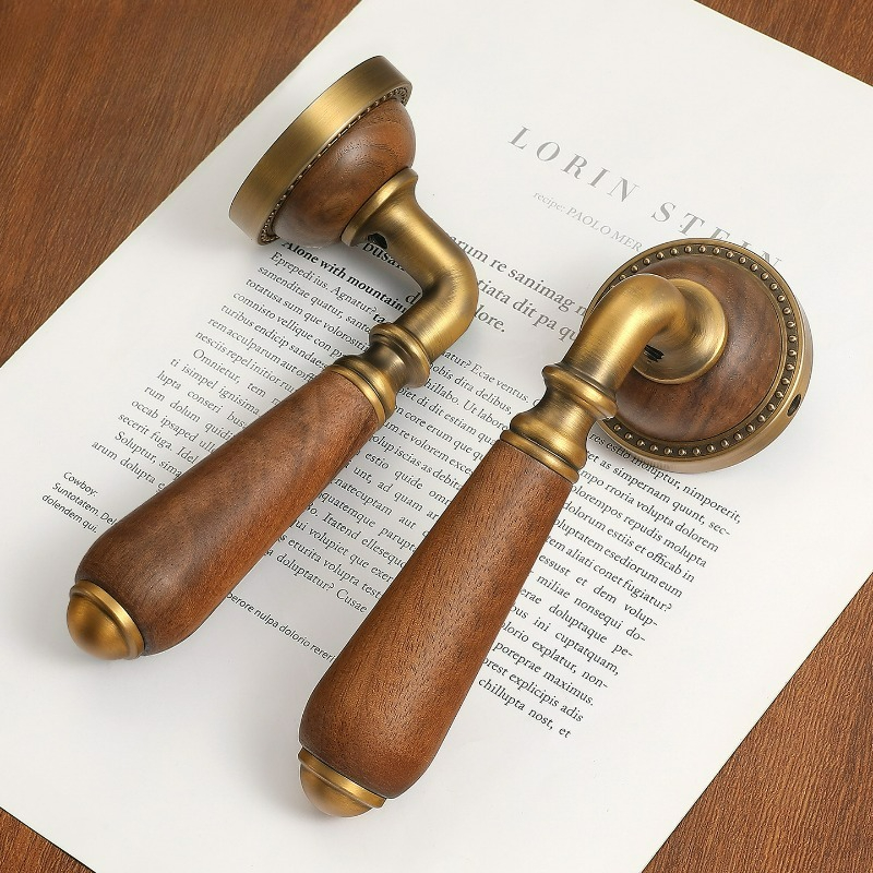 Zinc Furniture Hardware - มือจับไม้วอลนัทสีเหลืองโบราณสไตล์วินเทจ, กุญแจล็อคประตูห้องนอนสไตล์โบราณ, กุญแจล็อคประตูแบบเงียบอเนกประสงค์
